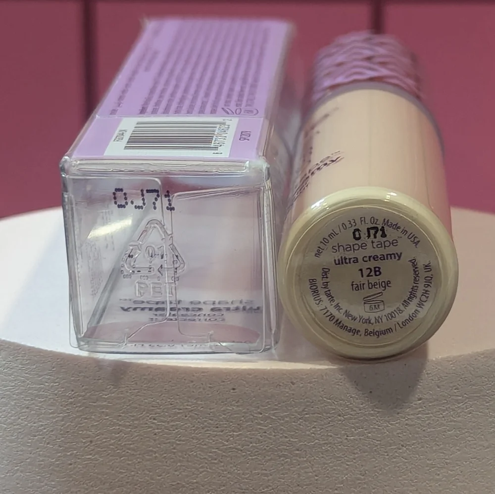 Tarte Ultra Creamy Shape Tape Concealer Shade 12B Fair Beige Full Size NIB